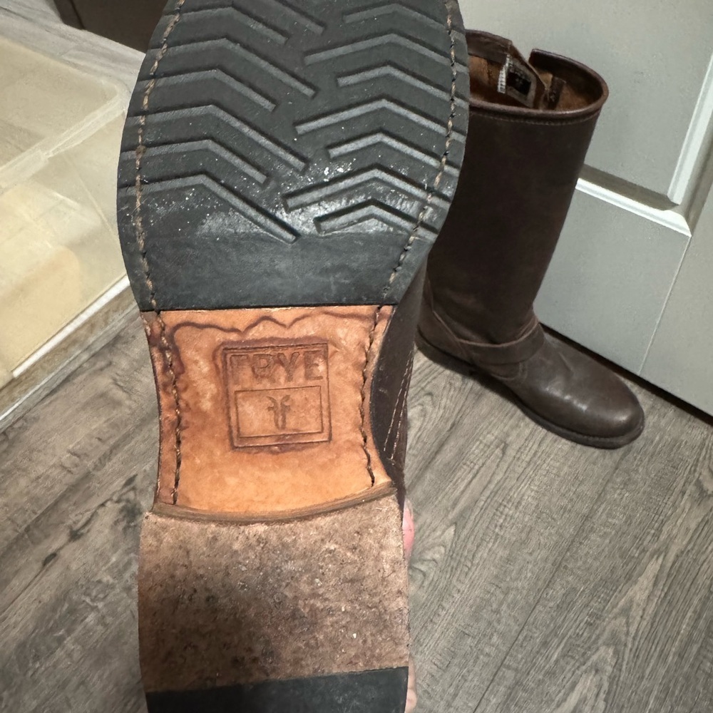 Frye Veronica slouch Leather Boots in Cognac - Picture 4 of 6